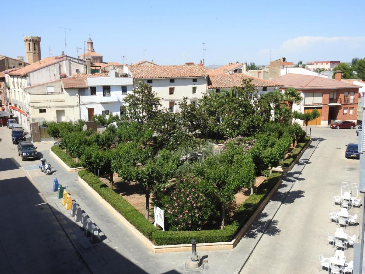 Hostal Meson De Paco Cariñena Exteriér fotografie