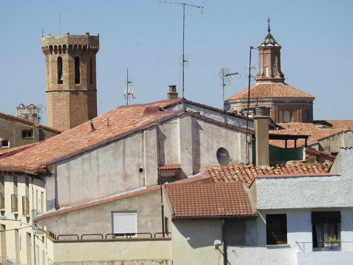Hostal Meson De Paco Cariñena Exteriér fotografie